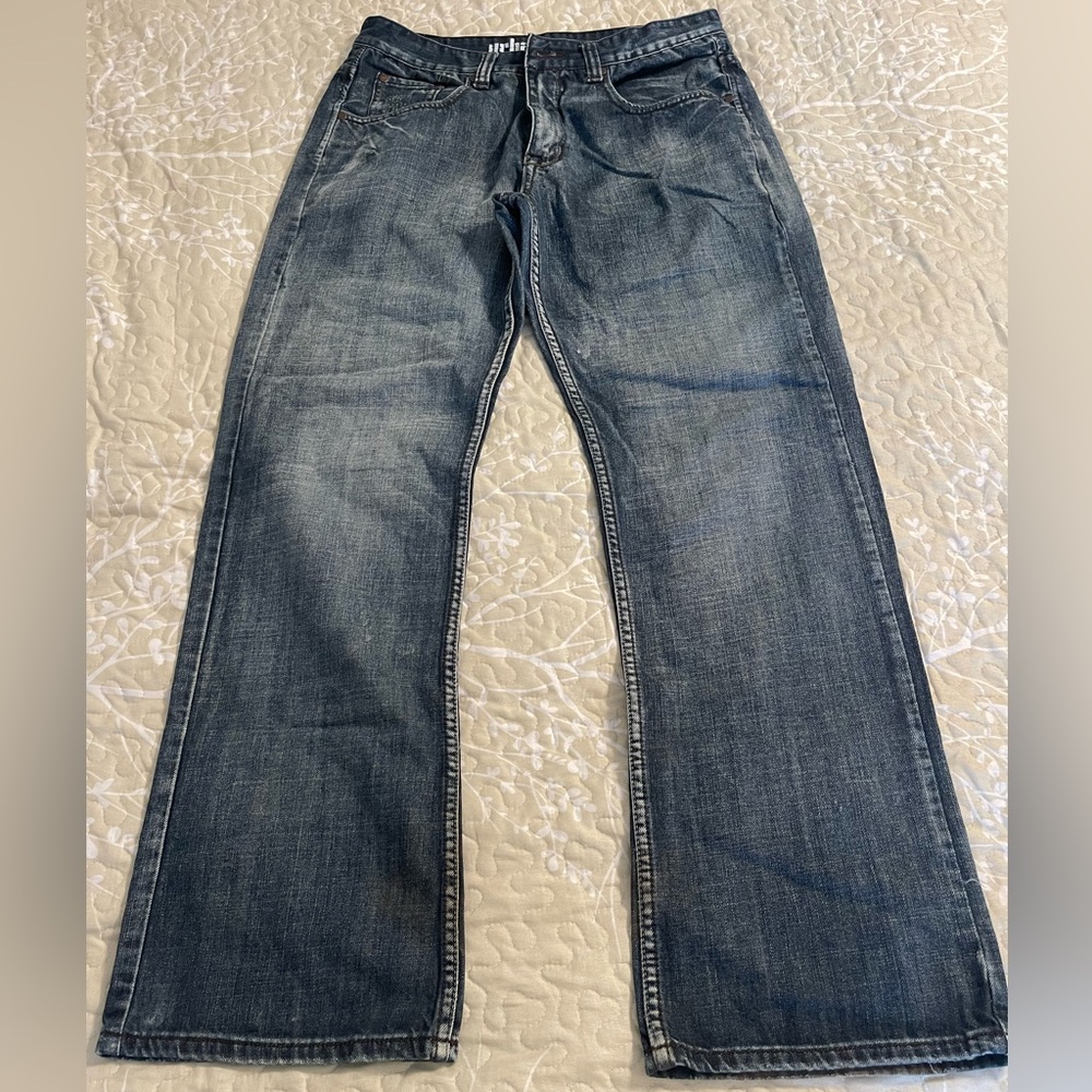 Men’s Urban Pipeline Loose Bootcut Jeans Size 32/32 Medium Wash